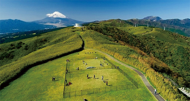 箱根 十国峠パノラマケーブルカー